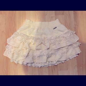 Abercrombie and Fitch Ruffle Skirt Ivory XS
